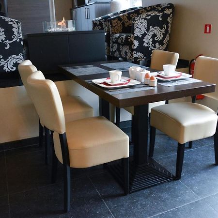 B&B Afrodite Zonnebeke Eksteriør billede